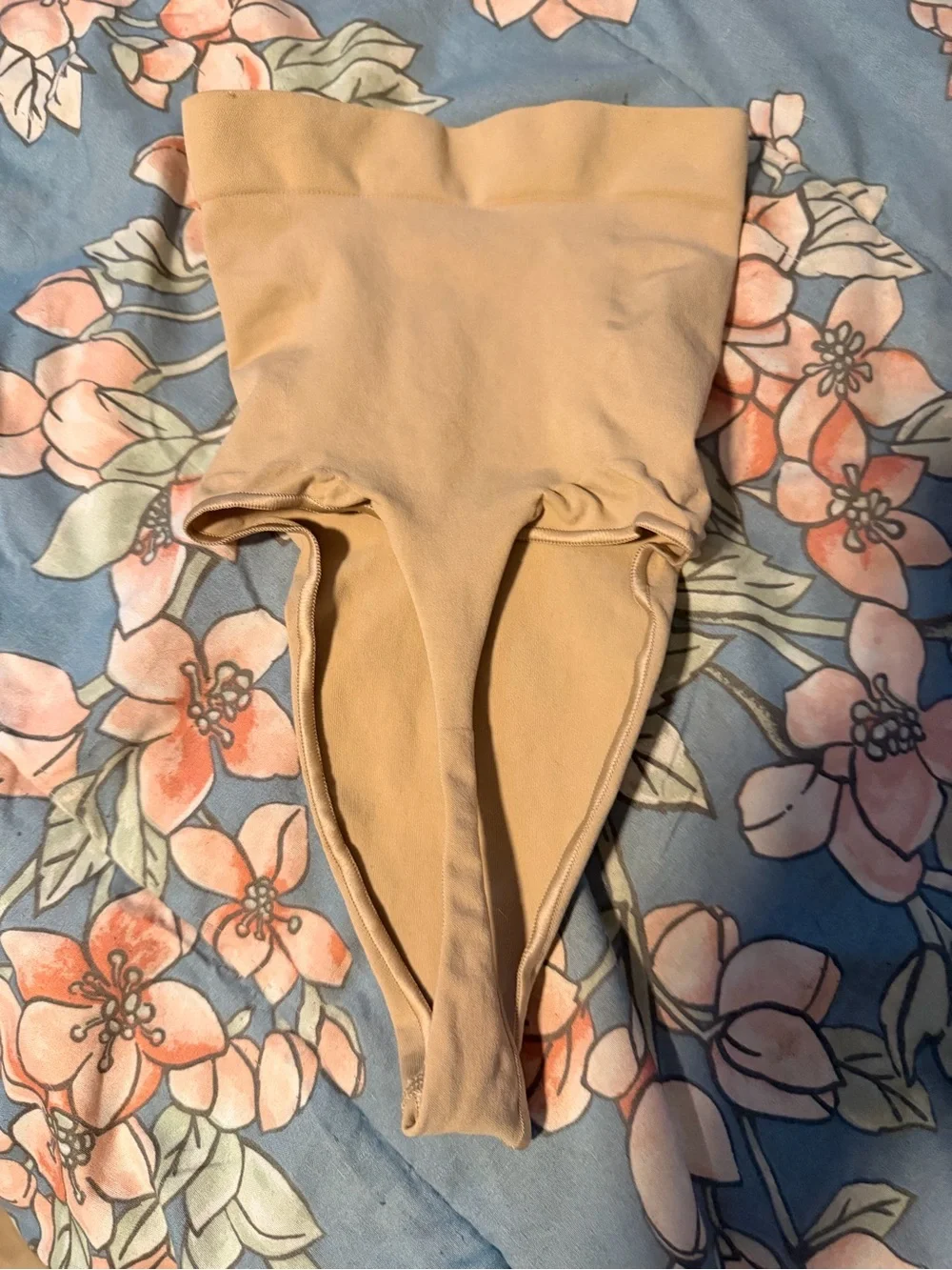 SKIMS Nude/Tan Thong Shapewear High-Waist Brief